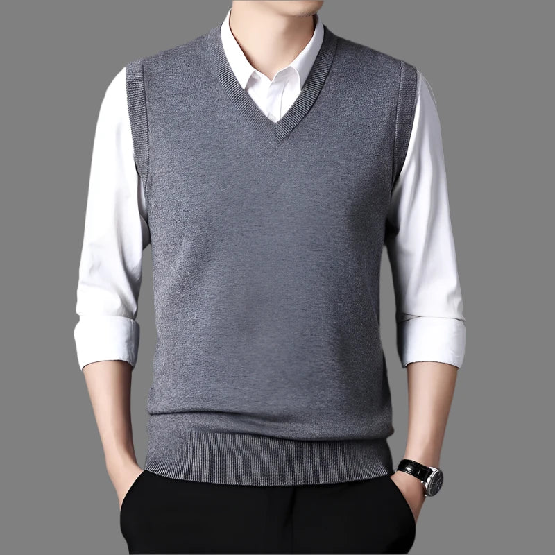 Men’s V-neck Knit Vest – Retro Solid Color, Casual Woolen, All-match for Autumn