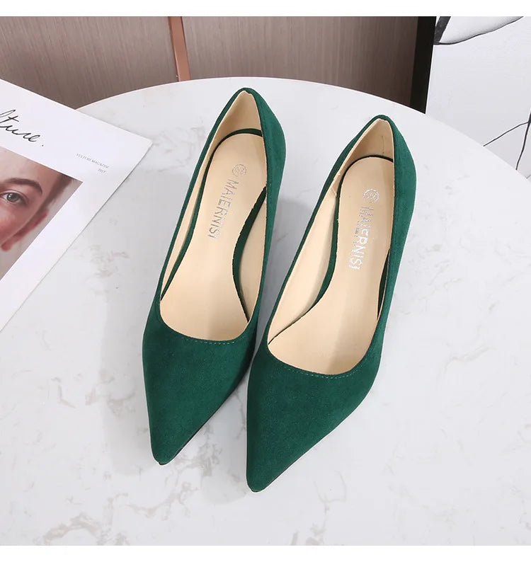 Low Heel Pumps - Women's Pointed Toe Kitten Heels