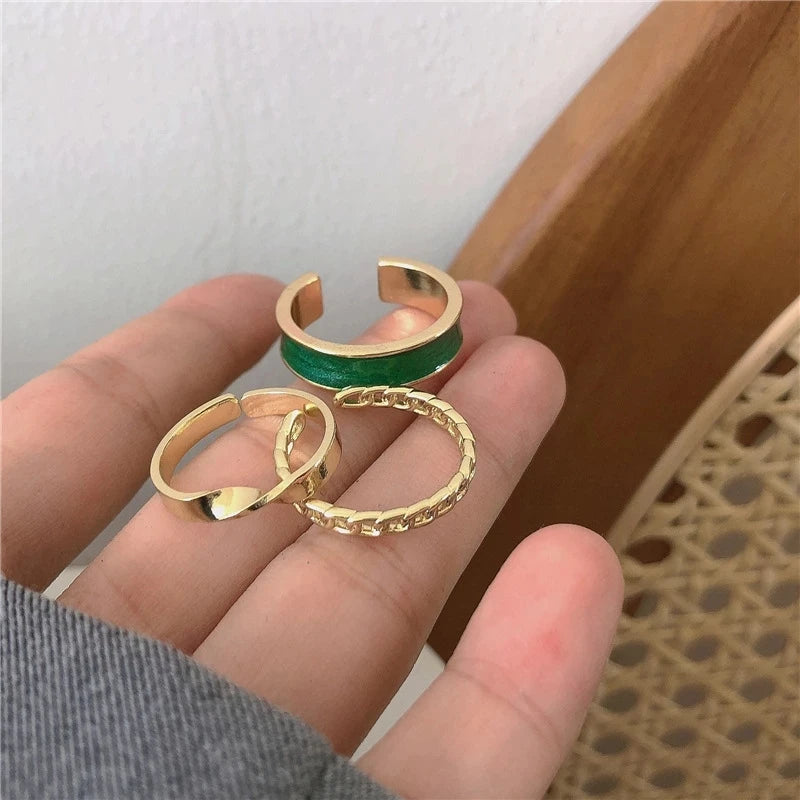 Trendy White & Green Adjustable Open Finger Ring – Hiphop Resin Chain Jewelry for Women