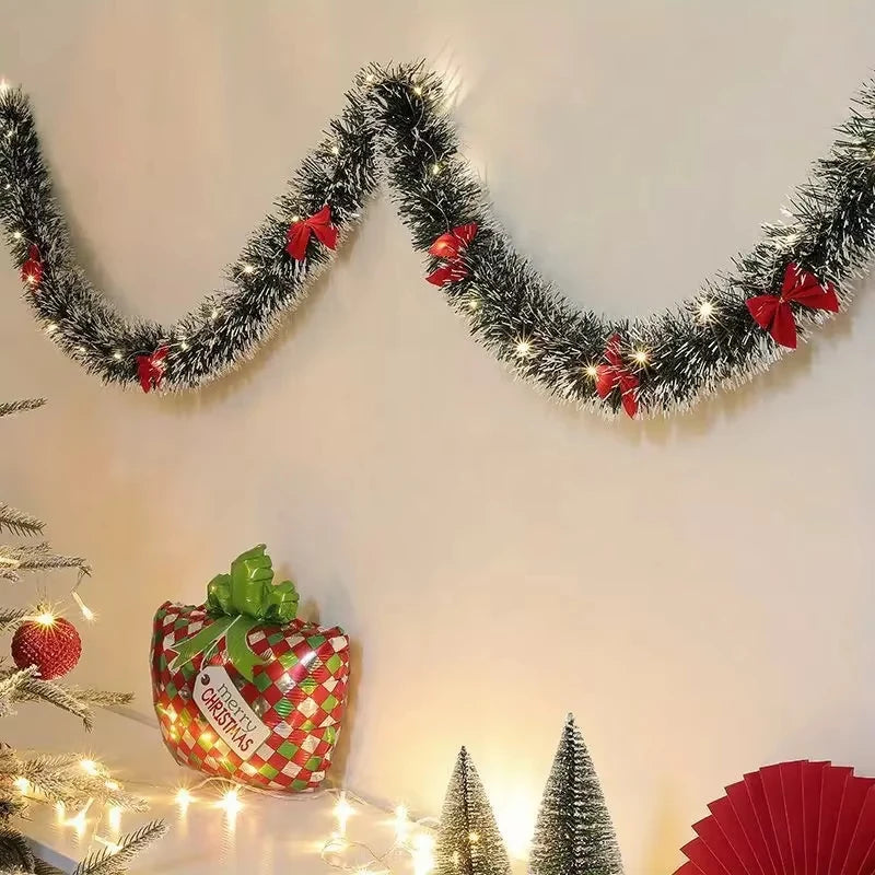 2m LED Christmas Tinsel Garland – Metallic Twist Decoration for Fireplace & Hanging